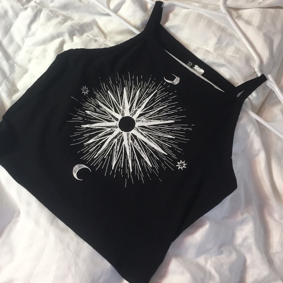 Divided Tops - Black and white crop top